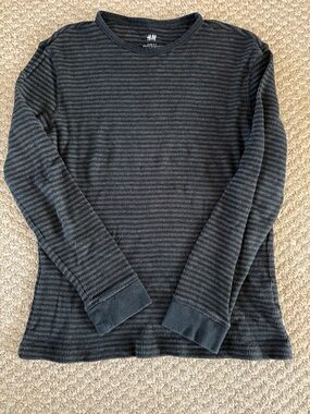 H&M Men's Crewneck Sweater in Black and Charcoal